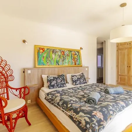 Апартаменты Escape To Paradise At Our Stunning Family Албуфейра