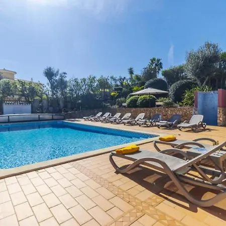 Escape To Paradise At Our Stunning Family Апартаменты