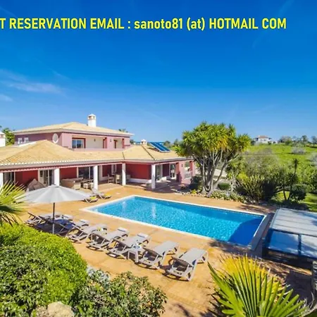 Escape To Paradise At Our Stunning Family Албуфейра