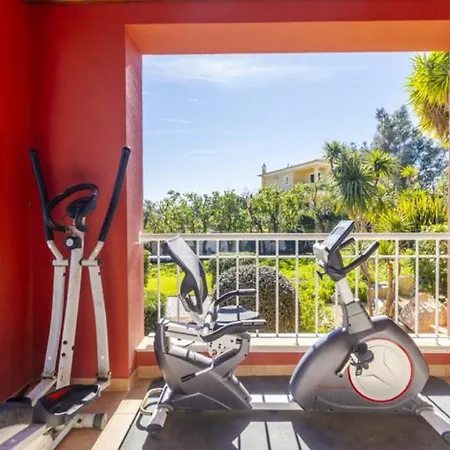 Escape To Paradise At Our Stunning Family Apartment Albufeira